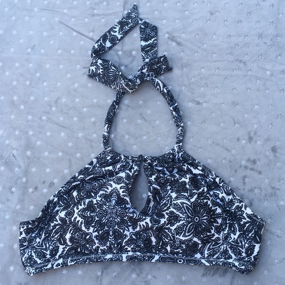 Allihop High Neck Halter Bikini Top in Carbon - Picture 1 of 4